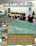 Banner vertical. Ao centro, imagem de pessoas em um auditório e de livros verdes. Acima, o título Controle Público, em fonte branca. Abaixo, sobre um retângulo amarelo-queimado horizontal, o texto 3.426 gestores públicos recebem orientação sobre aplicação responsável do dinheiro do contribuinte, também em fonte branca. Na lateral esquerda, sobre um retângulo amarelo-queimado-claro vertical, miniaturas de outras três notícias em destaque. 