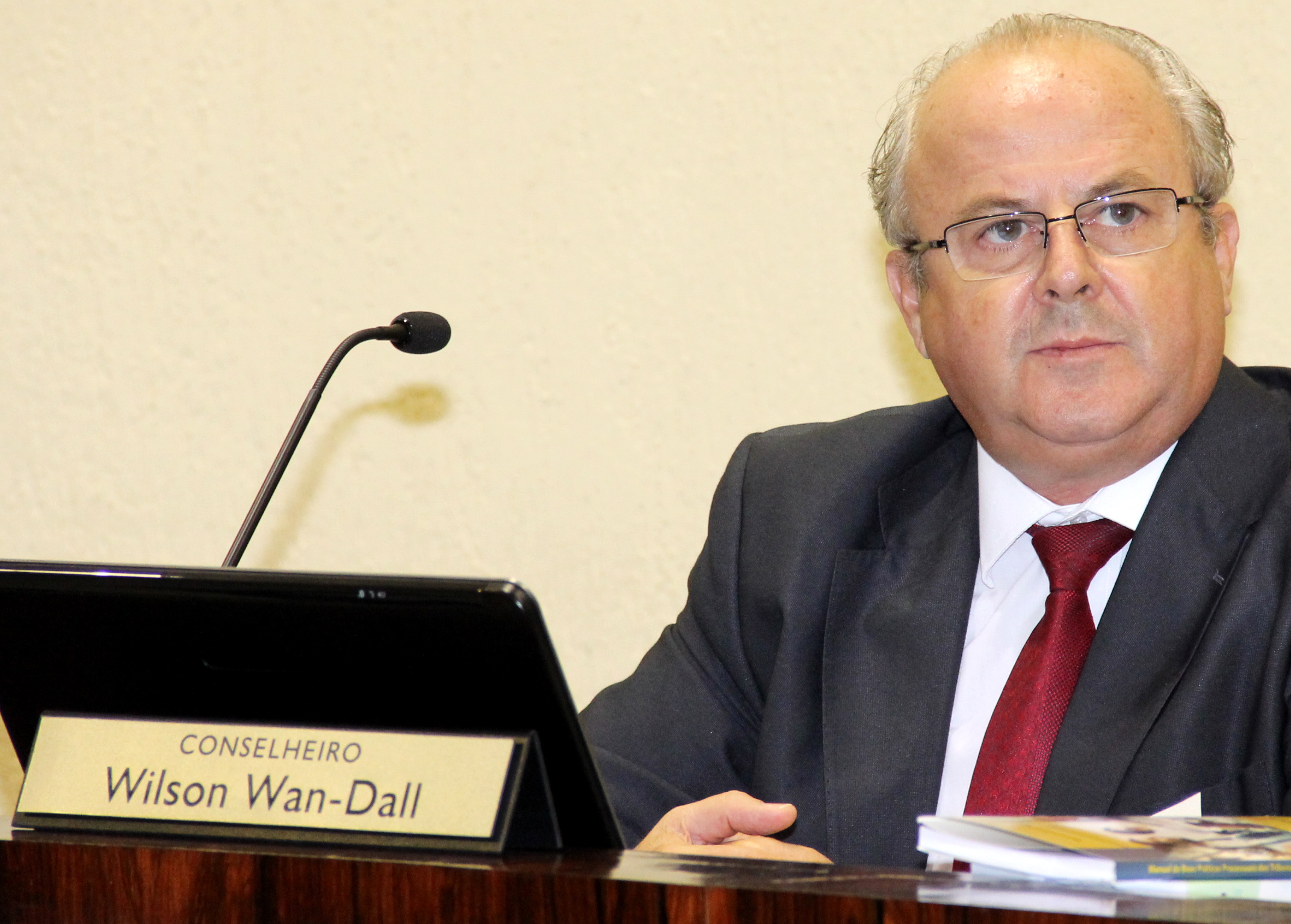 TCE/SC apura subsídio indevido, por parte dos consumidores da Celesc, a entidades privadas de energia de Santa Catarina