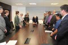 Ribas Jr. dá posse a ocupantes de cargos