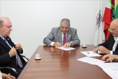 TCE/SC inicia montagem do mobiliário dos escritórios no novo prédio