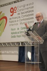Presidente do TCE/SC fala sobre a Nova Contabilidade Pública 