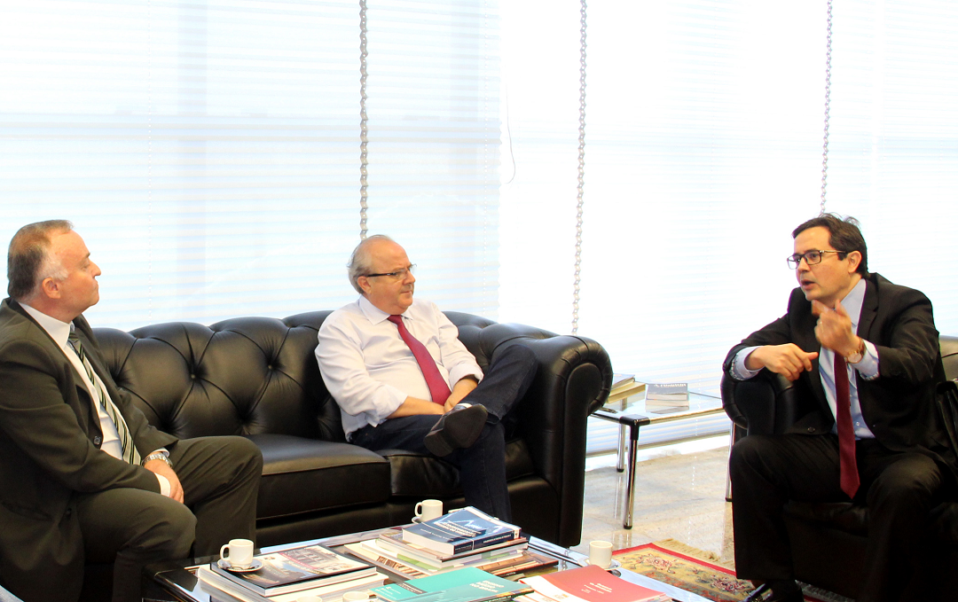 visita institucional do conselheiro Edilberto Carlos Pontes Lima, presidente do TCE do Ceará