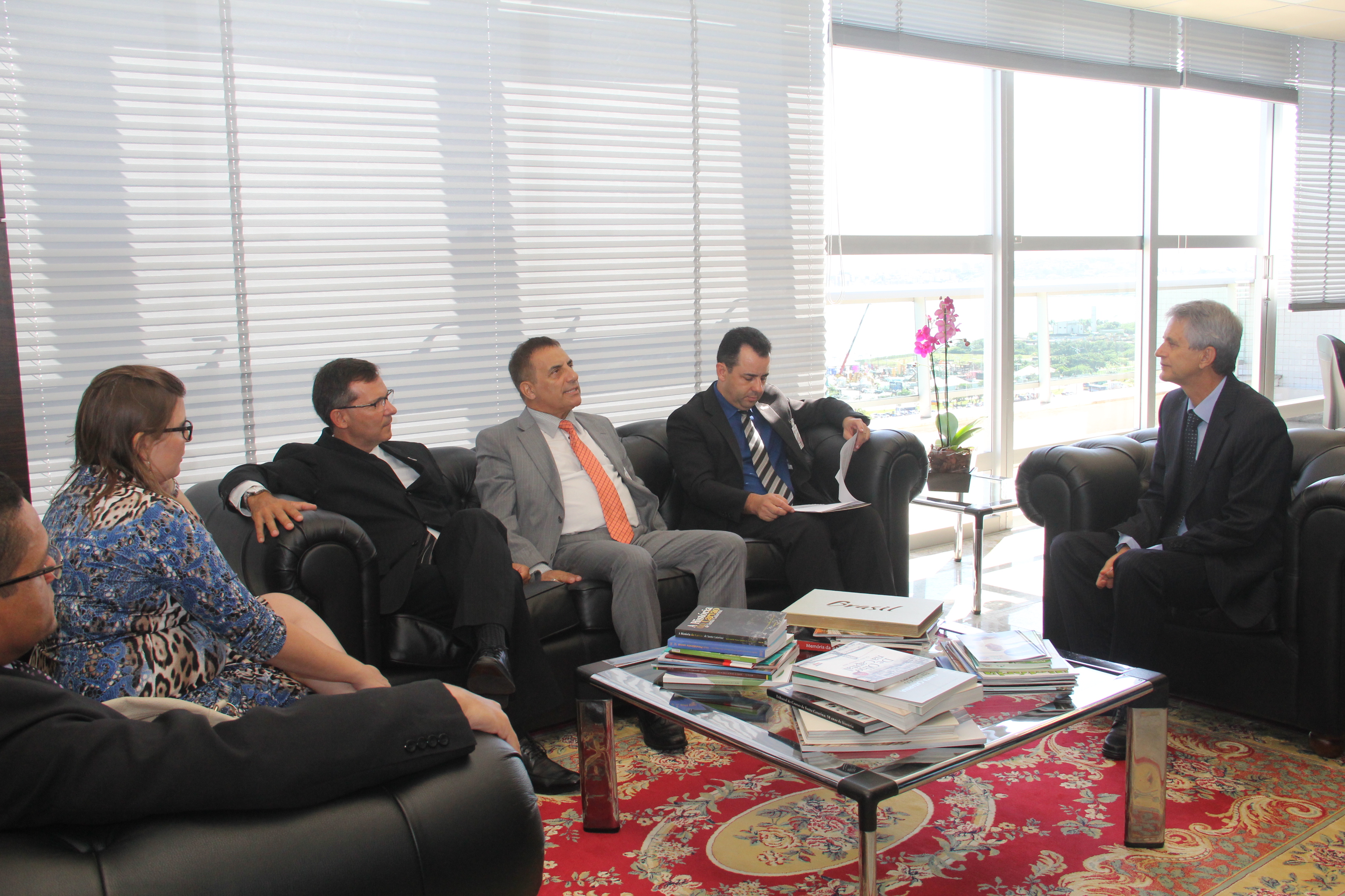 TCE/SC recebe representantes do Conselho Regional de Contabilidade e do Ministério Público estadual