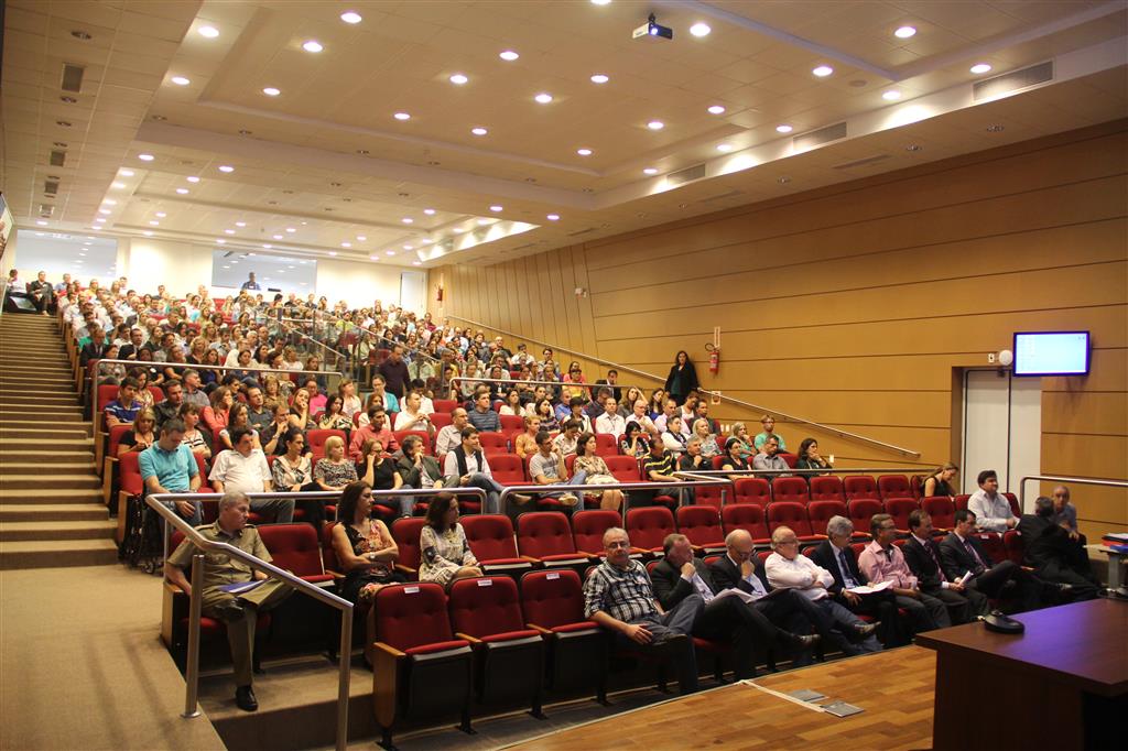 Dia do Servidor Público será comemorado no TCE/SC com palestra, música e coquetel da ASTC