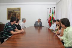 Presidente recebe visita de integrantes do Sindicontas