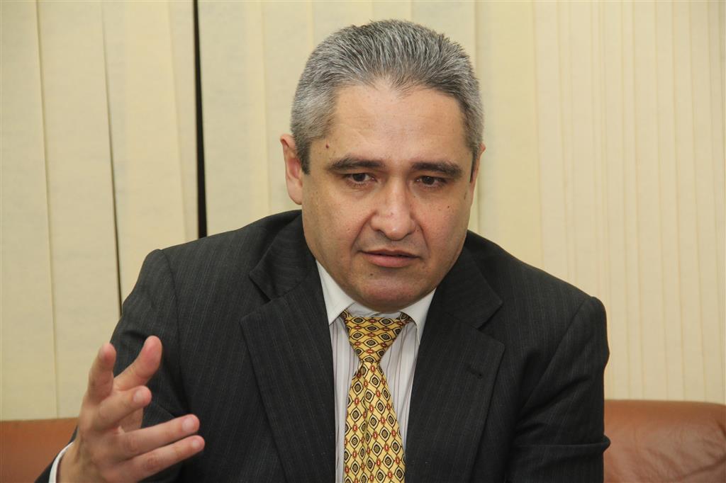  Toma posse o novo procurador-geral do MPTC
