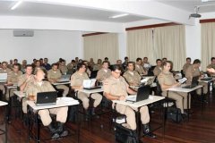  “Portas Abertas” recebe visita de oficiais da Polícia Militar