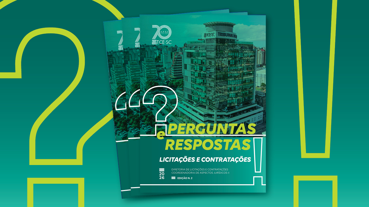 Banner horizontal com fundo verde e elementos gráficos de interrogação e exclamação como marca d'água. Ao centro, destaque para a capa da publicação “Perguntas e Respostas: Licitações e Contratações”. A imagem apresenta exemplares da revista sobrepostos, compostos por foto aérea da sede do Tribunal ao fundo e elementos gráficos em tons de verde e amarelo. O título aparece em fonte verde-claro, acompanhado de ícones de interrogação e exclamação. 