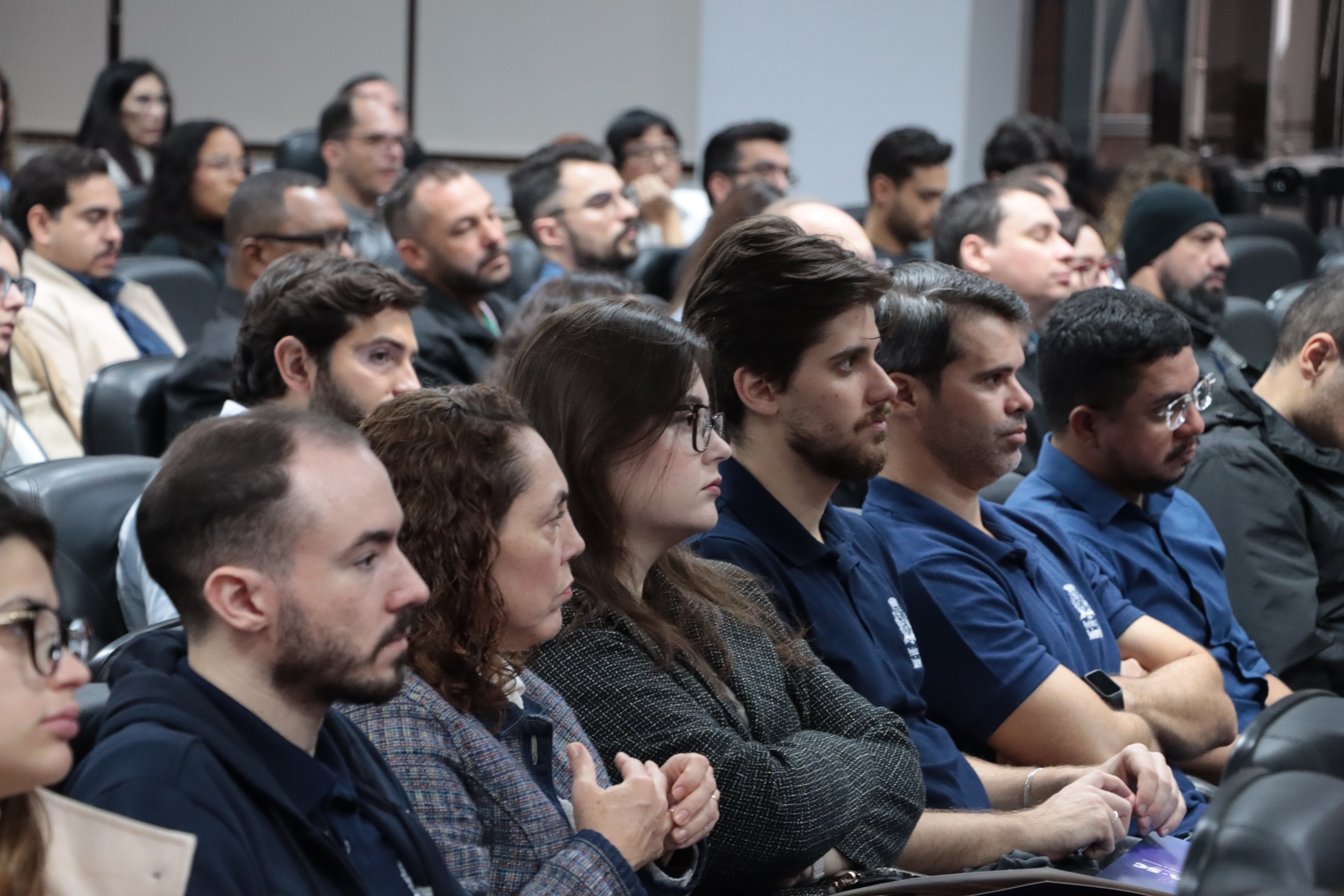 foto da plateia assistindo a palestra do Engenharia em Pauta