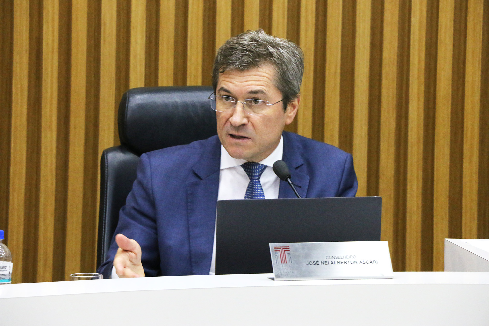 Foto do conselheiro José Nei Ascari