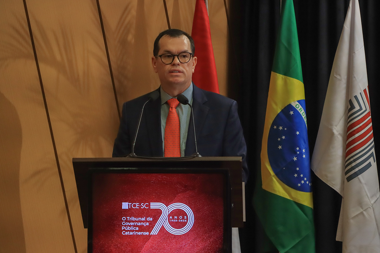 Foto do corregedor geral, conselheiro Adircélio de Moraes Ferreira Júnior