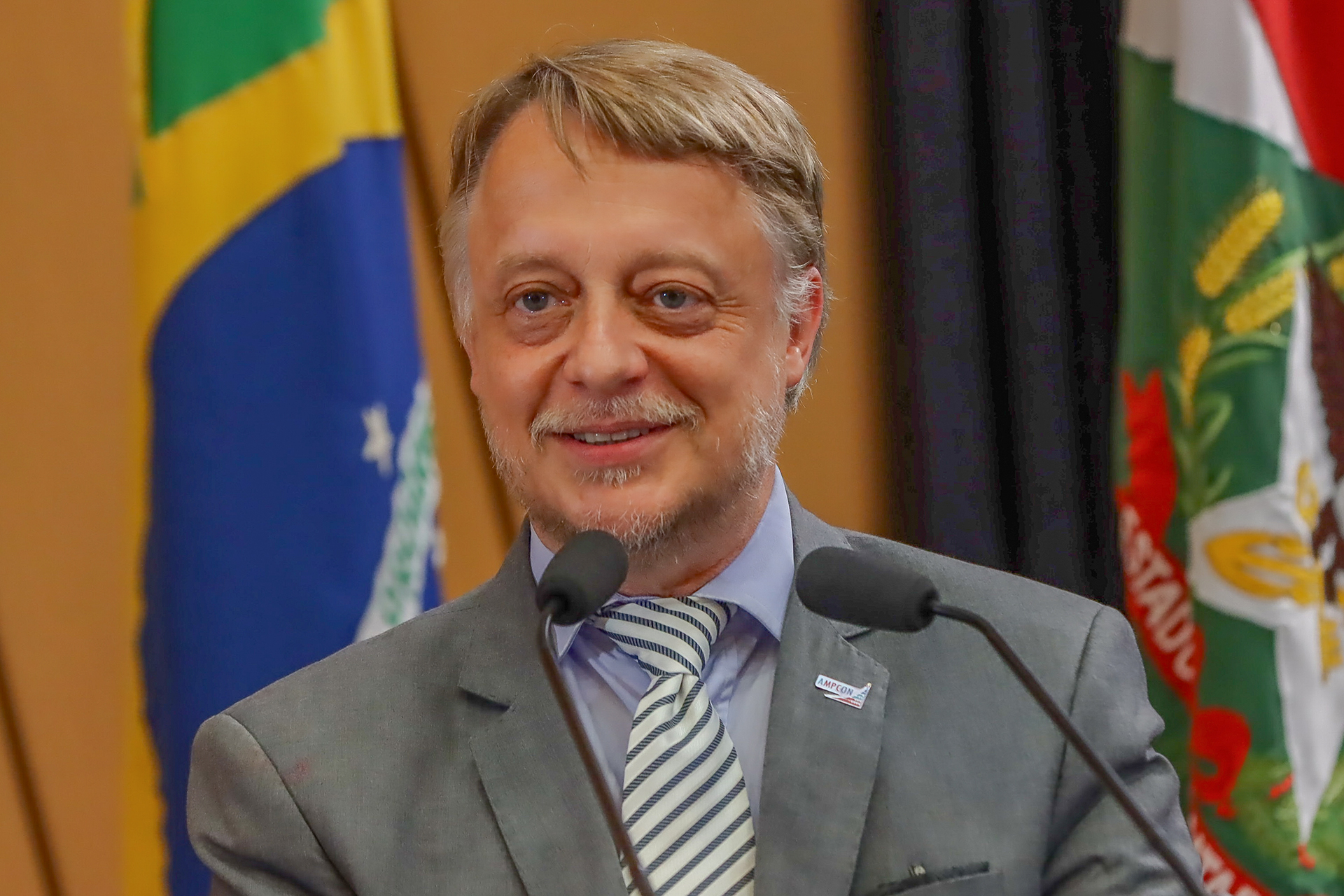 Foto do procurador-geral adjunto do MPTC/SC, Diogo Roberto Ringenberg
