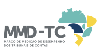 Banner horizontal. Sobre fundo branco, o logo do MMD-TC, formado pela sigla e pelo nome por extenso, Marco de Medição de Desempenho dos Tribunais de Contas, à esquerda, e pelo desenho do mapa do Brasil, à direita, constituído por formas irregulares nas cores verde-água, azul e amarela.
