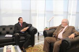 Presidentes do TCE/SC e de Comissão da Câmara Federal discutem ações de controle