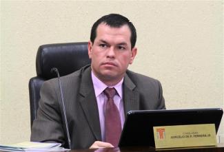 Conselheiro do TCE/SC Adircélio de Moraes Ferreira Junior recebe Colar do Mérito do Tribunal de Contas mineiro