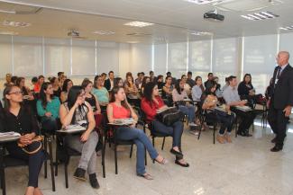 Portas Abertas do TCE/SC recebe alunos de Direito da Unoesc de Xanxerê