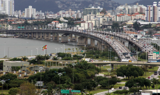 Pontes Colombo Salles e Pedro Ivo