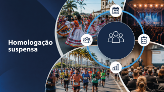 Banner horizontal com mosaico de fotos circulares relativas à cultura. À esquerda, em fundo azul-escuro, o texto “Homologação suspensa”. Sobre o mosaico, ícones relacionados a calendário e usuário. 
