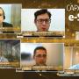 Descrição da imagem: banner em tons de marrom, com marca d’água de circuitos, com o título Capacitação e-Sfinge on-line TCE-SC na cor branca no canto superior direito. Centralizadas, fotos dos cinco auditores fiscais do TCE/SC extraídas das suas apresentações durante a palestra on-line. 